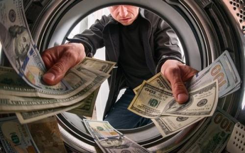 Incluyen a clubes, tabacaleras y proveedoras de criptomonedas en control de Seprelad